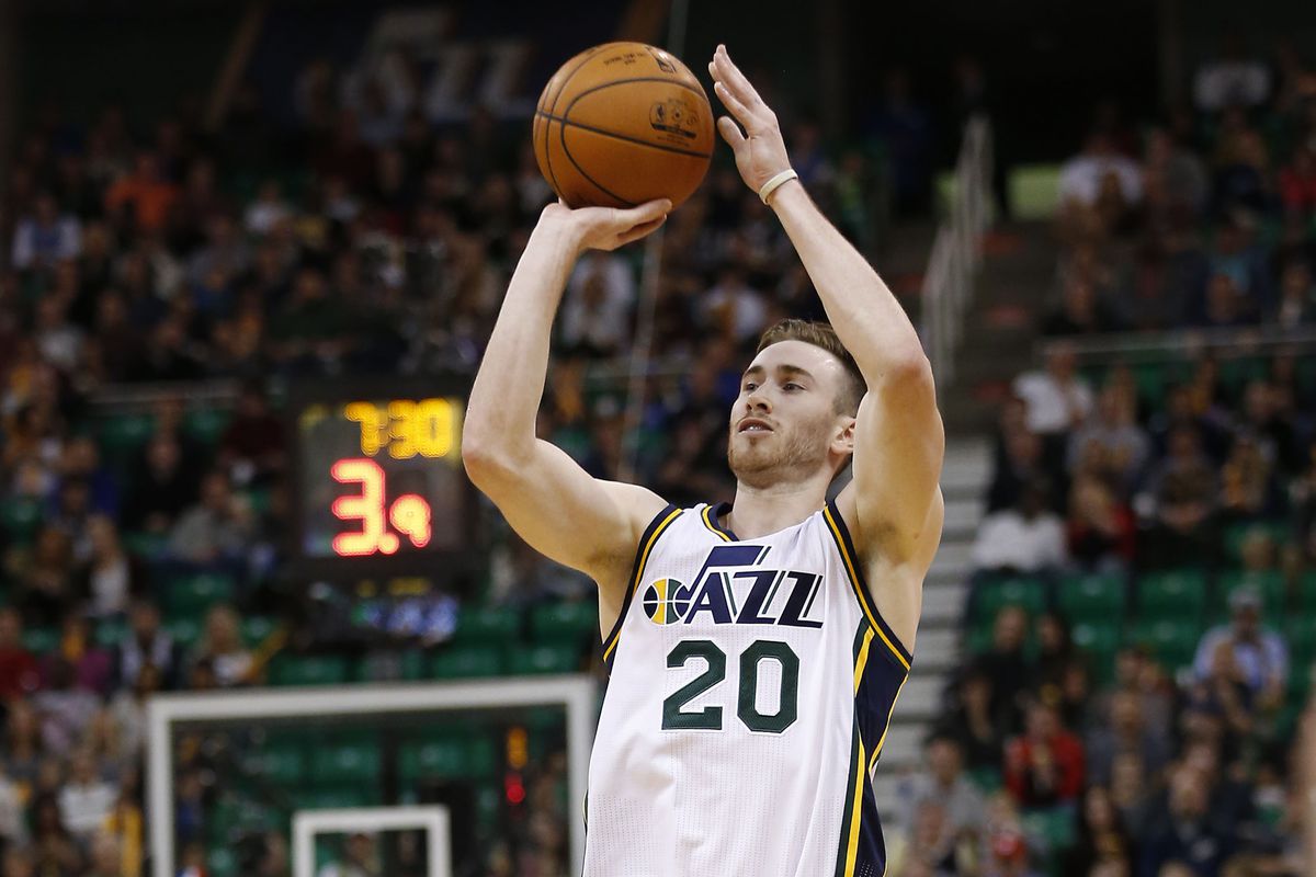 O BOSTON CELTICS DEVE RENOVAR COM GORDON HAYWARD? 